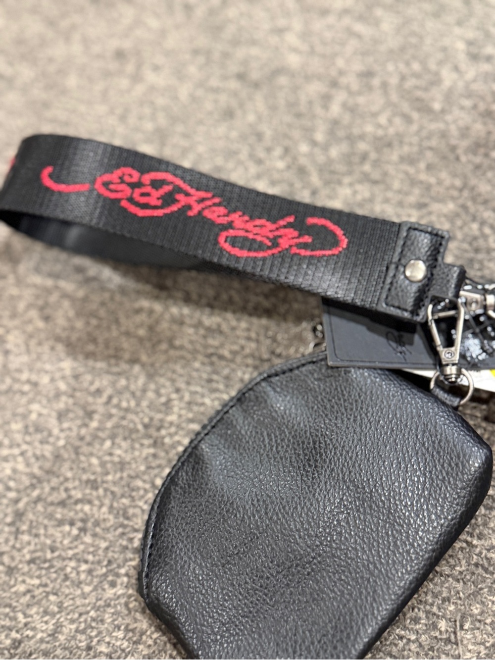 Ed Hardy Black & Red Floral Skull Wristlet Keychain Set - Picture 7 of 11